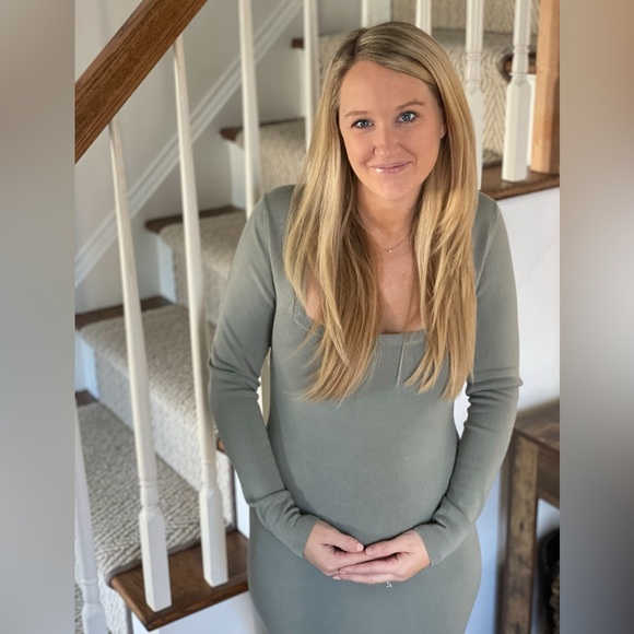 long Sleeve Midi Dress with slit - Picture 1 of 2